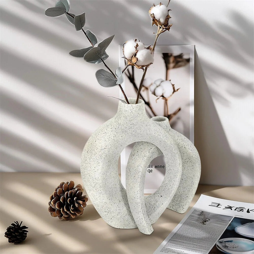 Hollow Snuggle Resin Flower Vase Decorative Home Decor
