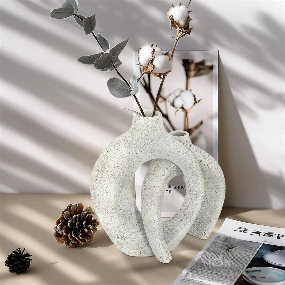 Hollow Snuggle Resin Flower Vase Decorative Home Decor